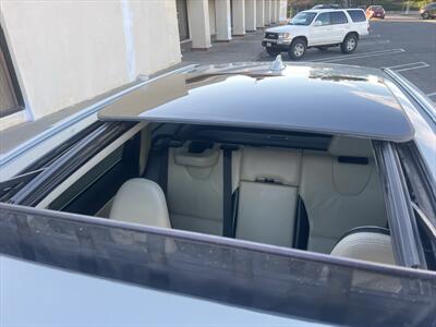 2011 Volvo XC60 T6 R-Design   - Photo 5 - Escondido, CA 92025