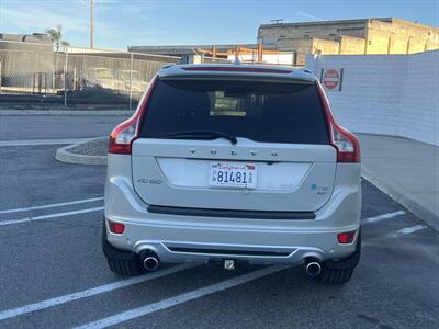 2011 Volvo XC60 T6 R-Design   - Photo 11 - Escondido, CA 92025