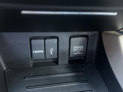 2014 Honda Civic Hybrid w/Leather   - Photo 6 - Escondido, CA 92025