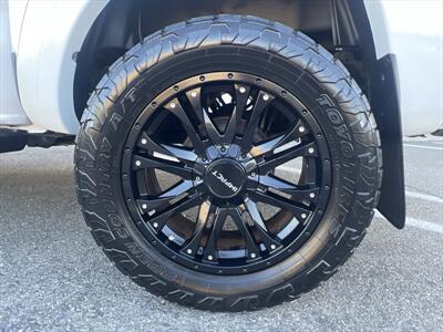 2015 Toyota Tacoma PreRunner V6 - Photo 13 - Escondido, CA 92025