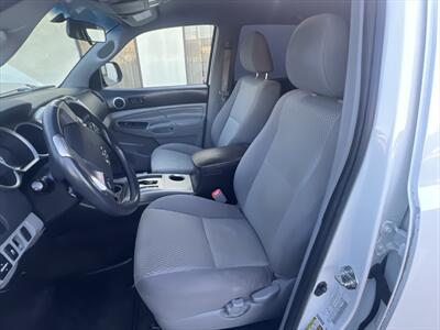 2015 Toyota Tacoma PreRunner V6 - Photo 19 - Escondido, CA 92025