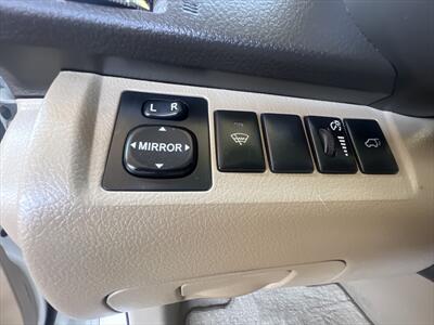 2008 Toyota Highlander Limited   - Photo 5 - Escondido, CA 92025