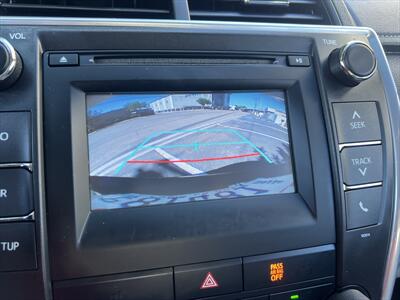 2016 Toyota Camry LE   - Photo 2 - Escondido, CA 92025