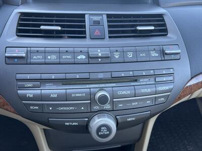 2011 Honda Accord EX-L   - Photo 15 - Escondido, CA 92025