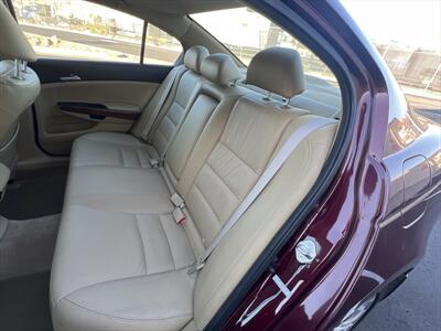 2011 Honda Accord EX-L   - Photo 16 - Escondido, CA 92025