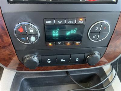 2014 Chevrolet Silverado 2500 LTZ   - Photo 29 - Escondido, CA 92025