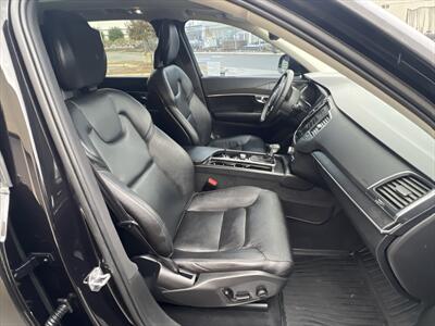 2020 Volvo XC90 T5 Momentum   - Photo 24 - Escondido, CA 92025