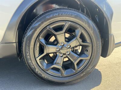 2014 Subaru XV Crosstrek 2.0i Limited   - Photo 19 - Escondido, CA 92025