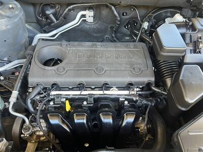 2010 Hyundai SANTA FE GLS - Photo 5 - Escondido, CA 92025