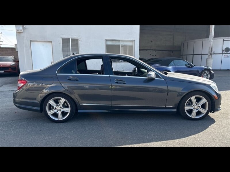 2010 Mercedes-Benz C-Class C300 Sport's photo