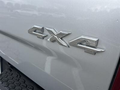 2015 RAM 1500 Tradesman   - Photo 13 - Escondido, CA 92025