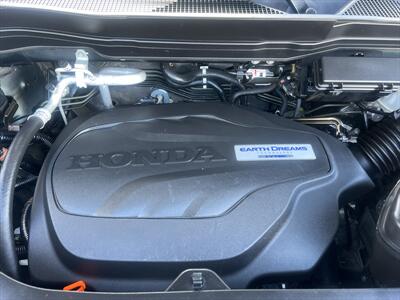 2017 Honda Pilot Touring   - Photo 21 - Escondido, CA 92025
