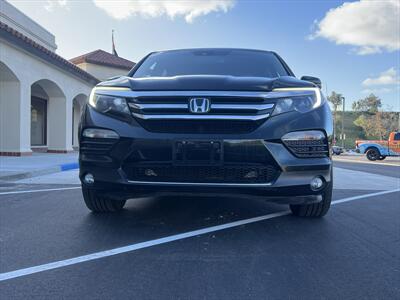2017 Honda Pilot Touring   - Photo 4 - Escondido, CA 92025