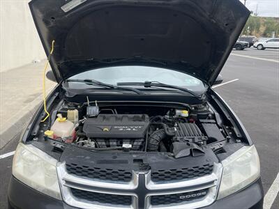 2012 Dodge Avenger SXT   - Photo 5 - Escondido, CA 92025