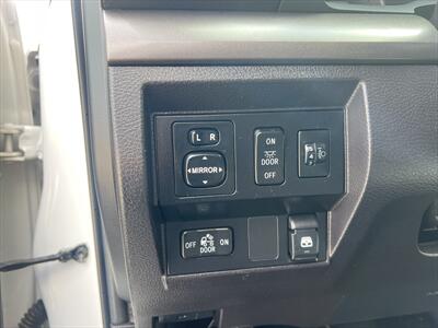 2016 Toyota Tundra SR5   - Photo 4 - Escondido, CA 92025