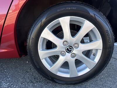 2014 Mazda MAZDA2   - Photo 22 - Escondido, CA 92025
