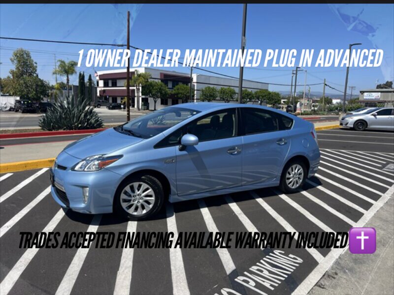 2015 Toyota Prius -'s photo