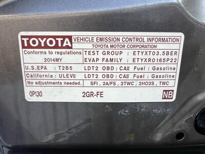 2014 Toyota Highlander XLE   - Photo 37 - Escondido, CA 92025