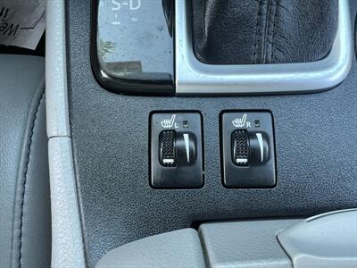 2014 Toyota Highlander XLE   - Photo 5 - Escondido, CA 92025