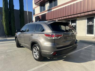 2014 Toyota Highlander XLE   - Photo 17 - Escondido, CA 92025