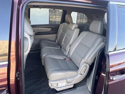 2015 Honda Odyssey Touring Elite   - Photo 21 - Escondido, CA 92025
