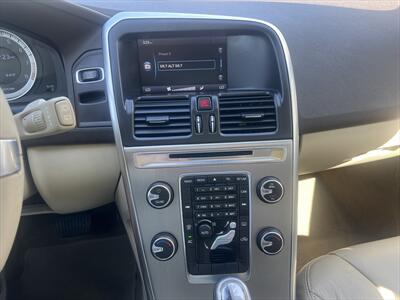 2013 Volvo XC60 3.2   - Photo 10 - Escondido, CA 92025