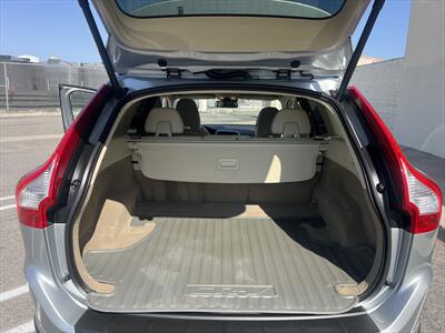 2013 Volvo XC60 3.2   - Photo 18 - Escondido, CA 92025