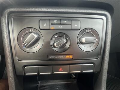2015 Volkswagen Beetle 1.8T PZEV - Photo 8 - Escondido, CA 92025