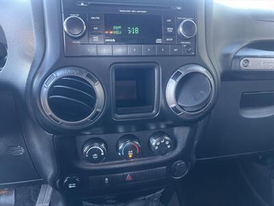 2014 Jeep Wrangler Unlimited Sport   - Photo 37 - Escondido, CA 92025