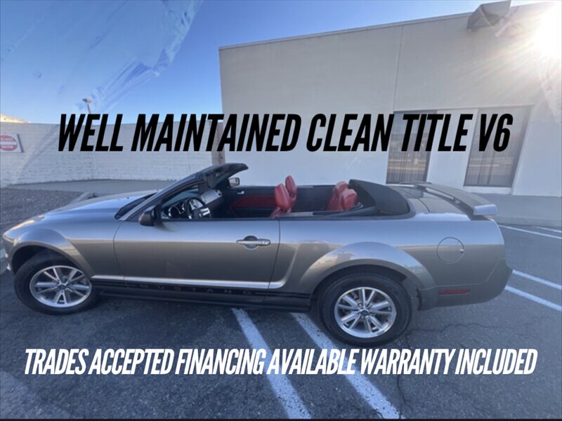 2005 Ford Mustang V6 Deluxe