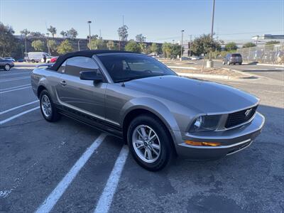 2005 Ford Mustang V6 Deluxe   - Photo 17 - Escondido, CA 92025