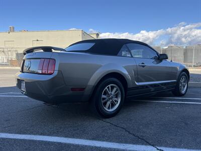 2005 Ford Mustang V6 Deluxe   - Photo 15 - Escondido, CA 92025