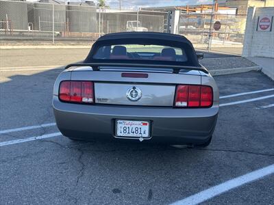 2005 Ford Mustang V6 Deluxe   - Photo 14 - Escondido, CA 92025