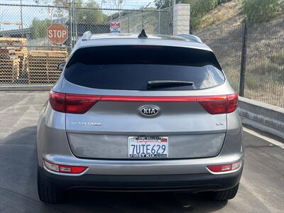 2017 Kia Sportage EX - Photo 5 - Escondido, CA 92025