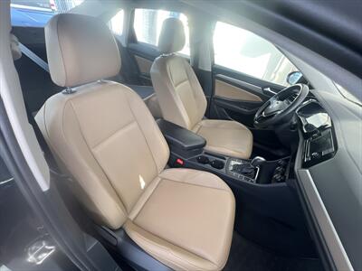 2019 Volkswagen Jetta SE   - Photo 9 - Escondido, CA 92025
