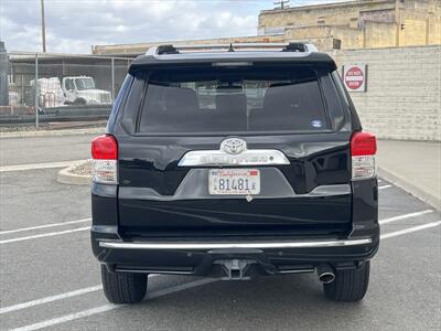 2013 Toyota 4Runner SR5   - Photo 15 - Escondido, CA 92025