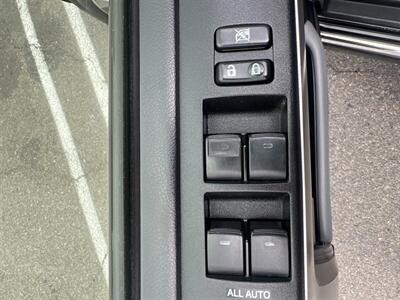 2013 Toyota 4Runner SR5   - Photo 28 - Escondido, CA 92025