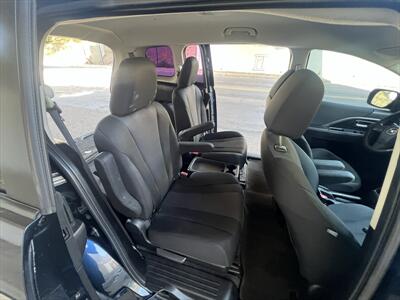 2014 Mazda Mazda5 Sport - Photo 7 - Escondido, CA 92025