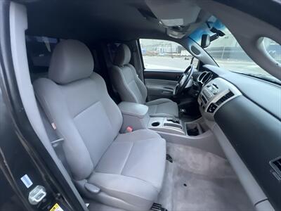 2009 Toyota Tacoma PreRunner V6 - Photo 6 - Escondido, CA 92025