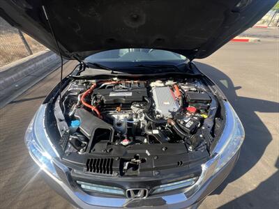 2015 Honda Accord Hybrid Touring   - Photo 25 - Escondido, CA 92025