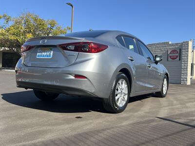 2014 Mazda Mazda3 i Touring   - Photo 10 - Escondido, CA 92025