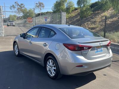 2014 Mazda Mazda3 i Touring   - Photo 12 - Escondido, CA 92025