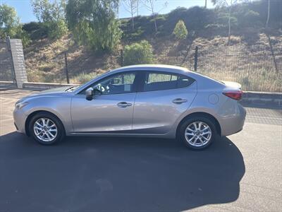 2014 Mazda Mazda3 i Touring   - Photo 13 - Escondido, CA 92025