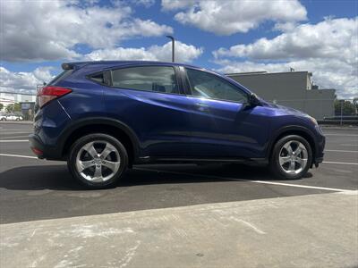 2017 Honda HR-V LX   - Photo 12 - Escondido, CA 92025