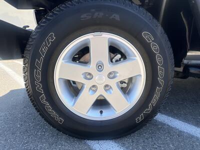 2015 Jeep Wrangler Sport   - Photo 14 - Escondido, CA 92025