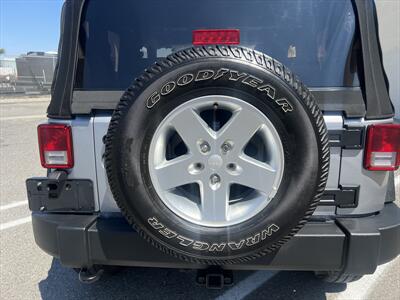 2015 Jeep Wrangler Sport   - Photo 17 - Escondido, CA 92025