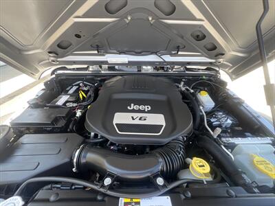 2015 Jeep Wrangler Sport   - Photo 3 - Escondido, CA 92025
