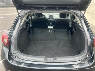 2016 Mazda Mazda3 i Sport   - Photo 5 - Escondido, CA 92025