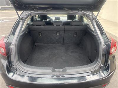 2016 Mazda Mazda3 i Sport   - Photo 17 - Escondido, CA 92025