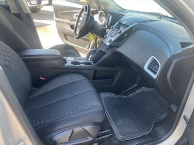 2011 Chevrolet Equinox LT   - Photo 6 - Escondido, CA 92025